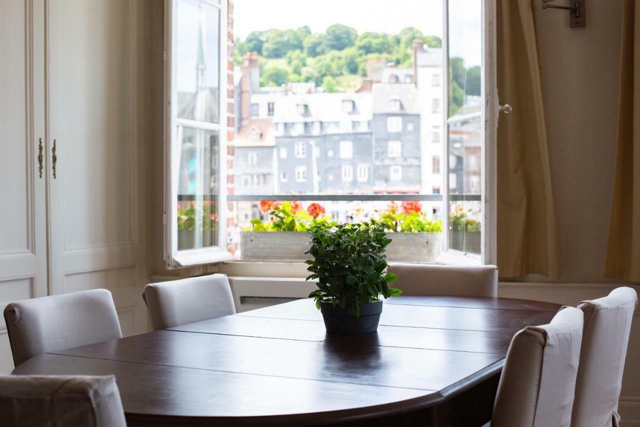 Appartement Vieux Bassin Honfleur Bagian luar foto