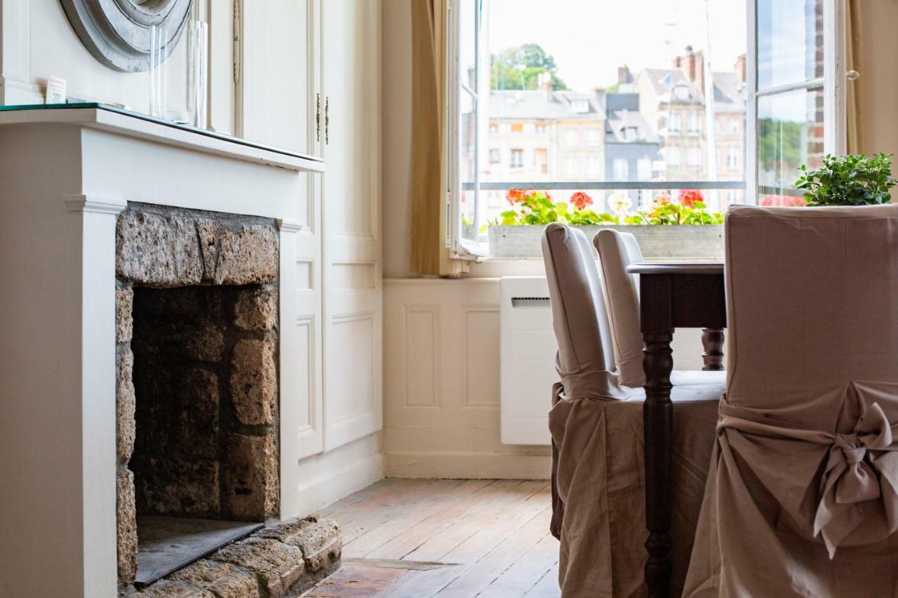 Appartement Vieux Bassin Honfleur Bagian luar foto