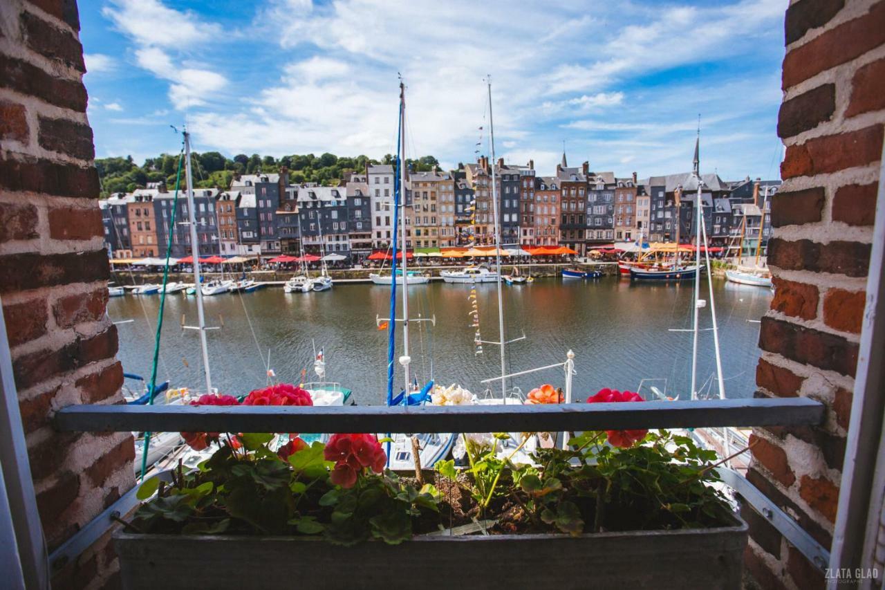 Appartement Vieux Bassin Honfleur Bagian luar foto